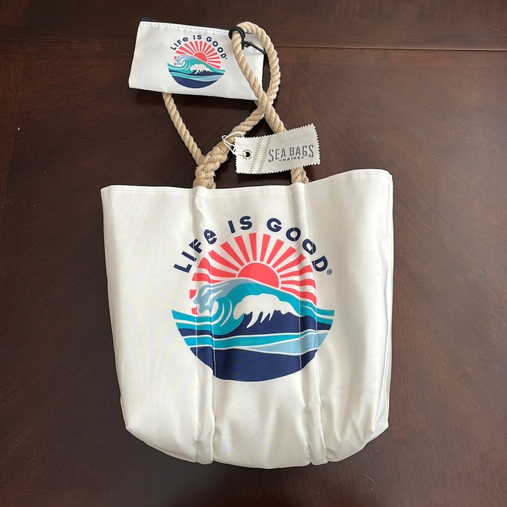 Beach tote